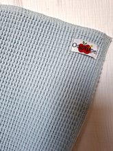 Afbeelding in Gallery-weergave laden, Deken Wafelstof &amp; Cotton Fleece  Licht Blauw
