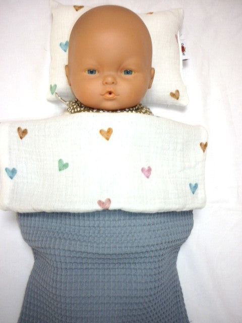 Poppendekentje Hartjes met Kusentje