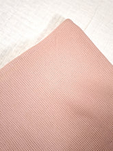 Afbeelding in Gallery-weergave laden, Deken Kinderwagen Tricot Wafel Enkel Laags Roze
