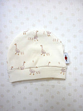 Afbeelding in Gallery-weergave laden, New Born Set Eendjes (2-delig) Broekje en Mutsje
