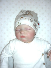 Afbeelding in Gallery-weergave laden, New Born Set  Safari 2-delig) Broekje en Mutsje
