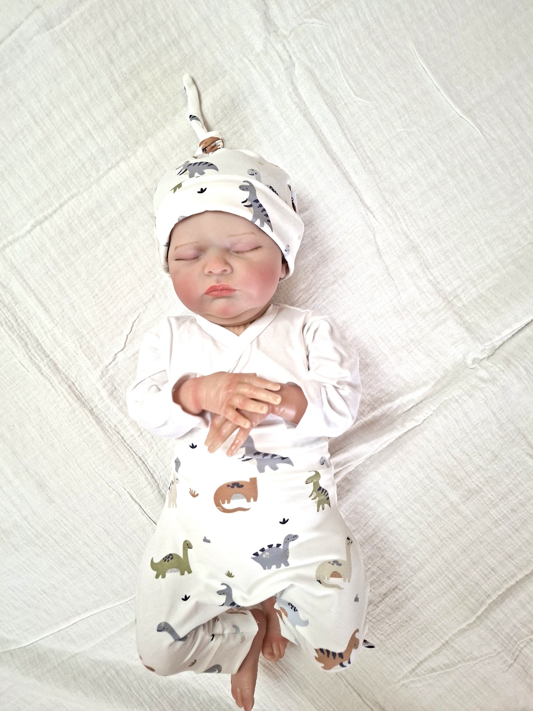 New Born Set Dino (2-delig) Broekje en Knoopmutsje