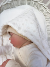 Afbeelding in Gallery-weergave laden, Wikkeldeken Gold Dots Cottonsoft en Minky  Ecru
